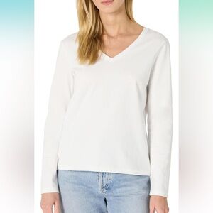 NWT Amazon Essentials Women's 100% Cotton Regular-Fit Long-Sleeve V-Neck T-Shirt